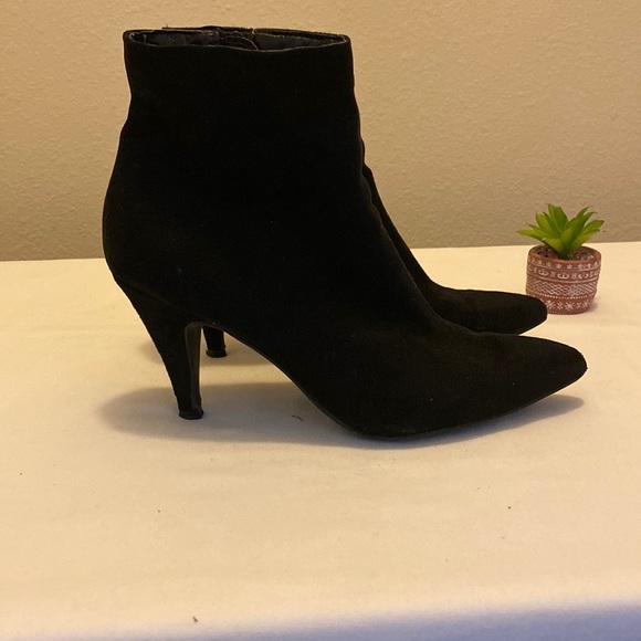 Carlos Black Suede Boots - Picture 2 of 7